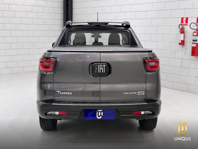 Fiat Toro 1.3 TURBO 270 FLEX FREEDOM AT6 2023 cinza à venda na Unique Automóveis em Indaiatuba — foto 5