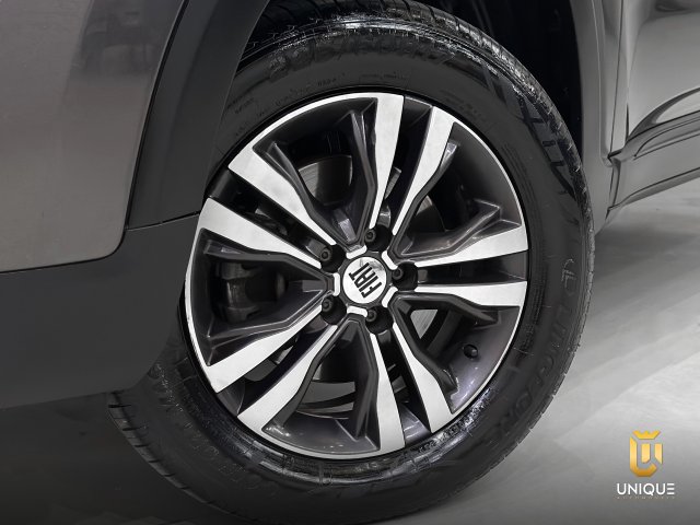 Fiat Toro 1.3 TURBO 270 FLEX FREEDOM AT6 2023 cinza à venda na Unique Automóveis em Indaiatuba — foto 8