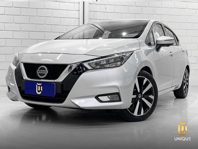 Nissan Versa 1.6 16V FLEX EXCLUSIVE XTRONIC 2021/2022 prata à venda na Unique Automóveis em Indaiatuba — foto 2