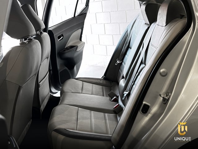 Nissan Versa 1.6 16V FLEX EXCLUSIVE XTRONIC 2021/2022 prata à venda na Unique Automóveis em Indaiatuba — foto 16