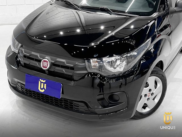 Fiat Mobi 1.0 EVO FLEX EASY ON MANUAL 2016/2017 preto à venda na Unique Automóveis em Indaiatuba — foto 2