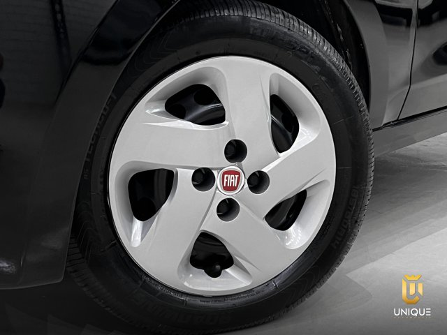 Fiat Mobi 1.0 EVO FLEX EASY ON MANUAL 2016/2017 preto à venda na Unique Automóveis em Indaiatuba — foto 6