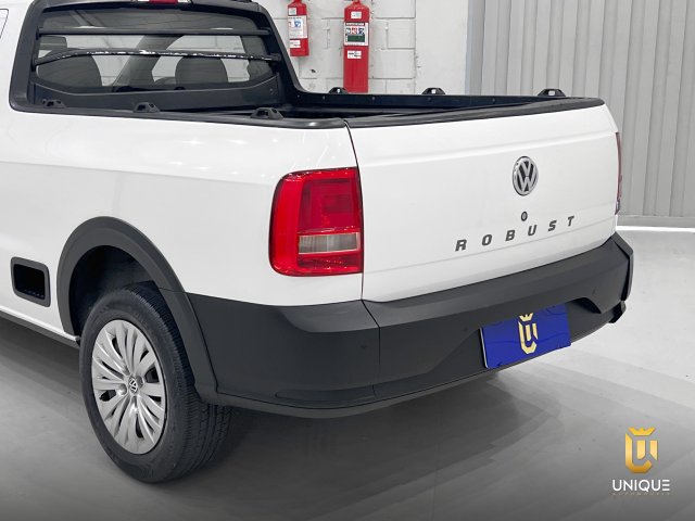 Volkswagen Saveiro 1.6 MSI ROBUST CS 16V FLEX 2P MANUAL 2023 branco à venda na Unique Automóveis em Indaiatuba — foto 6