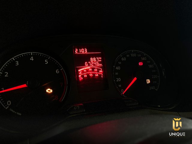 Volkswagen Saveiro 1.6 MSI ROBUST CS 16V FLEX 2P MANUAL 2023 branco à venda na Unique Automóveis em Indaiatuba — foto 10