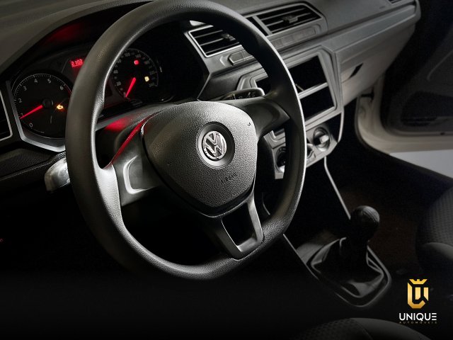 Volkswagen Saveiro 1.6 MSI ROBUST CS 16V FLEX 2P MANUAL 2023 branco à venda na Unique Automóveis em Indaiatuba — foto 11