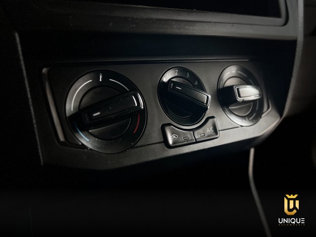 Volkswagen Saveiro 1.6 MSI ROBUST CS 16V FLEX 2P MANUAL 2023 branco à venda na Unique Automóveis em Indaiatuba — foto 15
