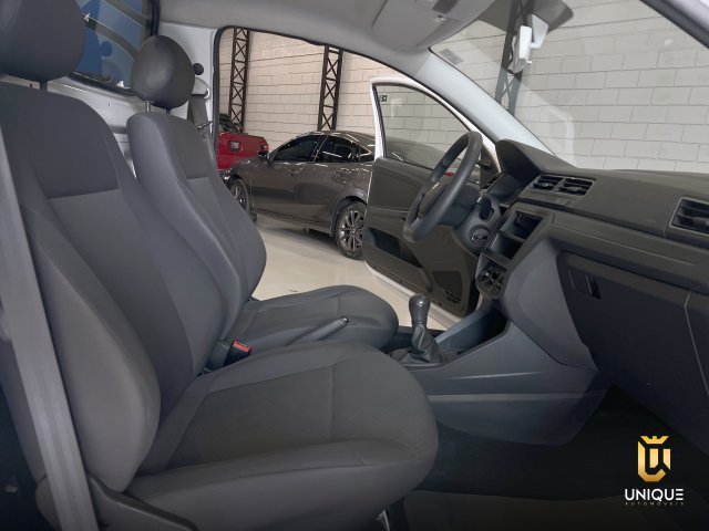 Volkswagen Saveiro 1.6 MSI ROBUST CS 16V FLEX 2P MANUAL 2023 branco à venda na Unique Automóveis em Indaiatuba — foto 19