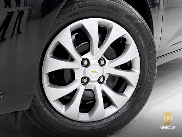 Chevrolet Prisma 1.4 MPFI LT 8V FLEX 4P MANUAL 2017/2018 preto à venda na Unique Automóveis em Indaiatuba — foto 9