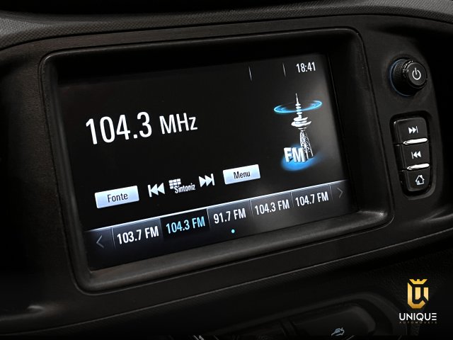 Chevrolet Prisma 1.4 MPFI LT 8V FLEX 4P MANUAL 2017/2018 preto à venda na Unique Automóveis em Indaiatuba — foto 14