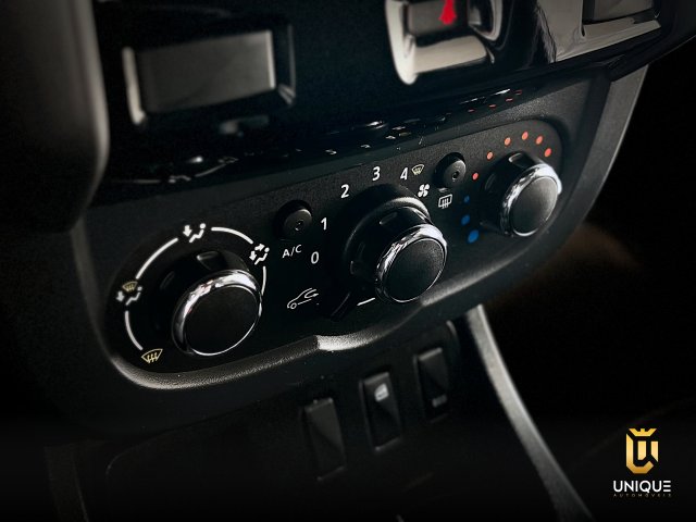 Renault Duster Oroch 1.6 16V SCE FLEX EXPRESSION MANUAL 2017/2018 cinza à venda na Unique Automóveis em Indaiatuba — foto 11