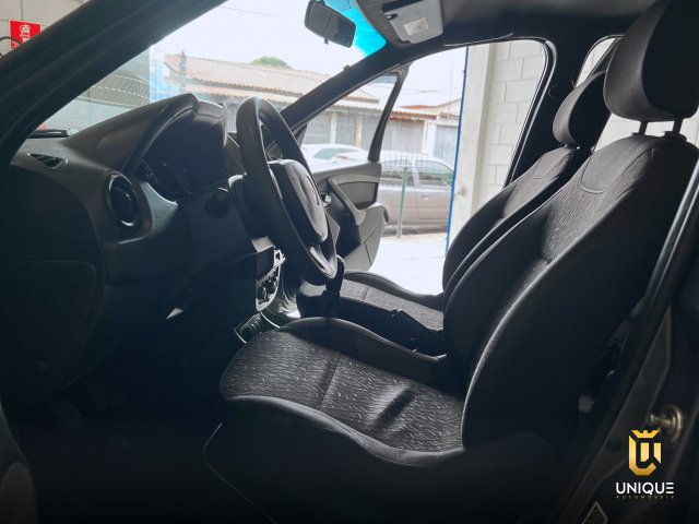 Renault Duster Oroch 1.6 16V SCE FLEX EXPRESSION MANUAL 2017/2018 cinza à venda na Unique Automóveis em Indaiatuba — foto 17