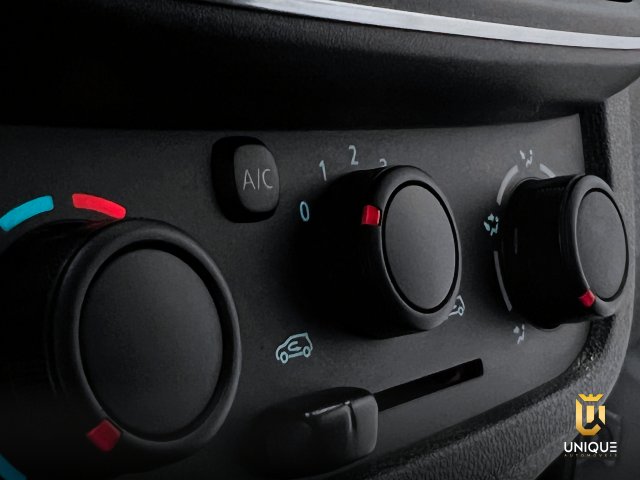 Renault Kwid 1.0 12V SCE FLEX ZEN MANUAL 2023/2024 branco à venda na Unique Automóveis em Indaiatuba — foto 11