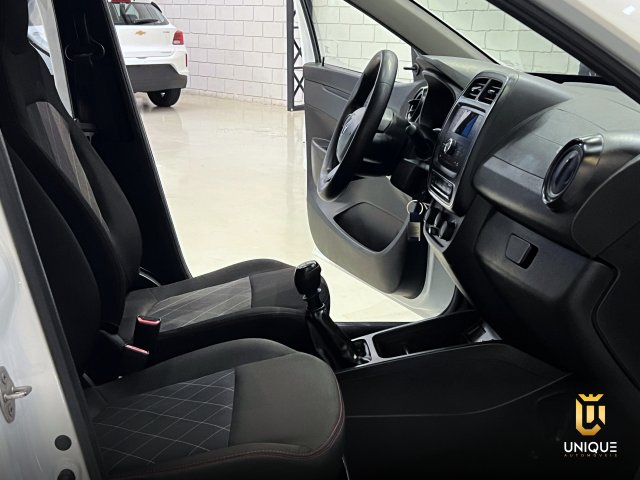 Renault Kwid 1.0 12V SCE FLEX ZEN MANUAL 2023/2024 branco à venda na Unique Automóveis em Indaiatuba — foto 14