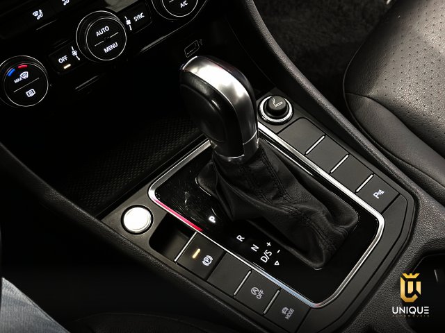Volkswagen Jetta 1.4 250 TSI TOTAL FLEX COMFORTLINE TIPTRONIC 2018 cinza à venda na Unique Automóveis em Indaiatuba — foto 12