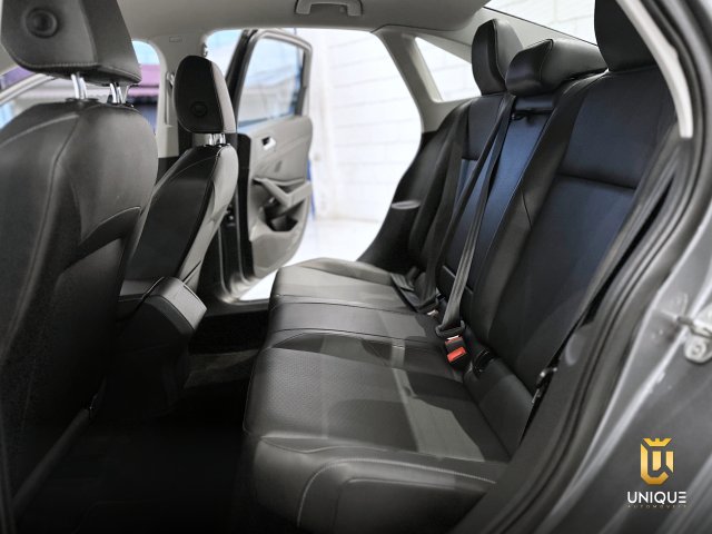 Volkswagen Jetta 1.4 250 TSI TOTAL FLEX COMFORTLINE TIPTRONIC 2018 cinza à venda na Unique Automóveis em Indaiatuba — foto 18