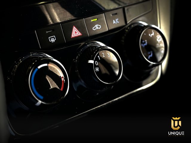 Toyota Yaris Hatch 1.3 16V FLEX XL PLUS TECH MULTIDRIVE 2019/2020 prata à venda na Unique Automóveis em Indaiatuba — foto 13