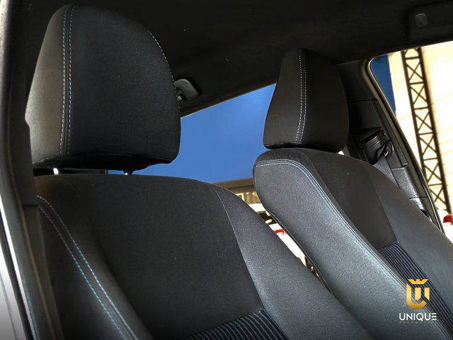 Toyota Yaris Hatch 1.3 16V FLEX XL PLUS TECH MULTIDRIVE 2019/2020 prata à venda na Unique Automóveis em Indaiatuba — foto 16