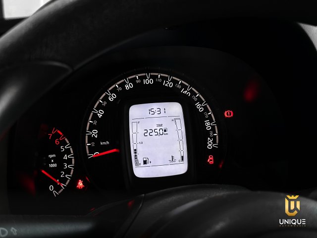 Fiat Mobi 1.0 EVO FLEX LIKE. MANUAL 2022 branco à venda na Unique Automóveis em Indaiatuba — foto 8