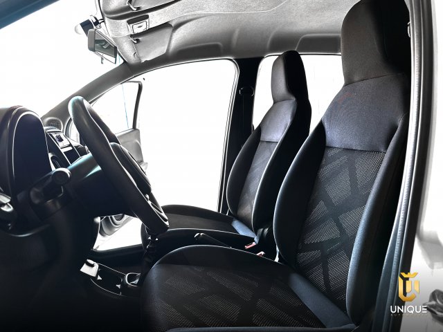Fiat Mobi 1.0 EVO FLEX LIKE. MANUAL 2022 branco à venda na Unique Automóveis em Indaiatuba — foto 9