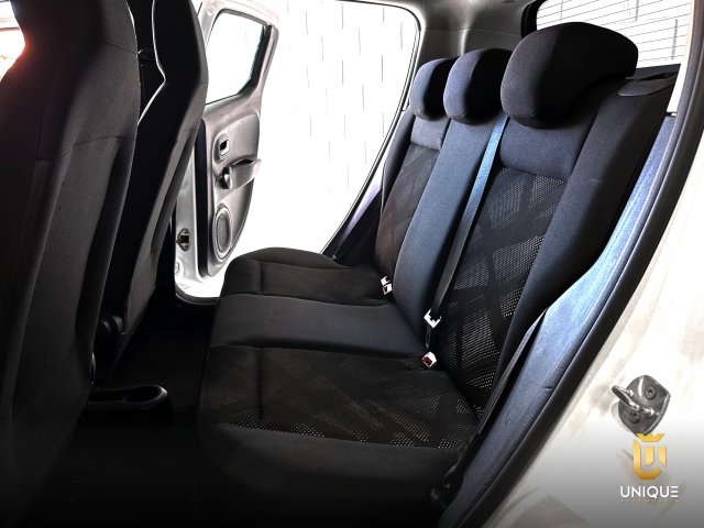 Fiat Mobi 1.0 EVO FLEX LIKE. MANUAL 2022 branco à venda na Unique Automóveis em Indaiatuba — foto 10