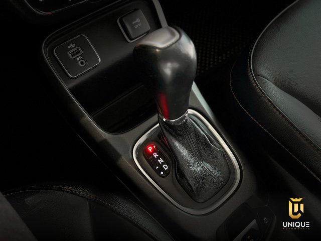 Jeep Compass 2.0 16V FLEX LONGITUDE AUTOMÁTICO 2018 preto à venda na Unique Automóveis em Indaiatuba — foto 13