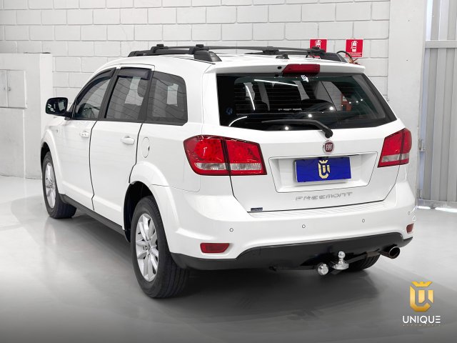 Fiat Freemont 2.4 PRECISION 16V GASOLINA 4P AUTOMÁTICO 2013/2014 branco à venda na Unique Automóveis em Indaiatuba — foto 6