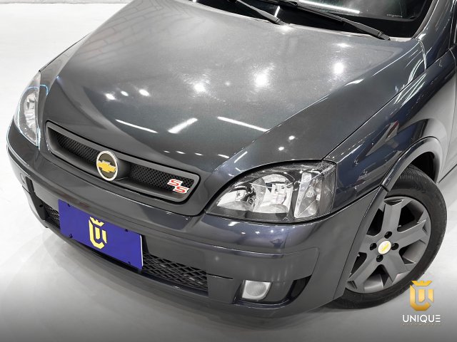 Chevrolet Corsa Hatch 1.4 MPFI PREMIUM 8V FLEX 4P MANUAL 2008/2009 cinza à venda na Unique Automóveis em Indaiatuba — foto 3