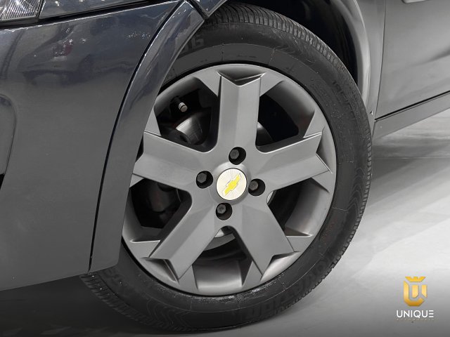 Chevrolet Corsa Hatch 1.4 MPFI PREMIUM 8V FLEX 4P MANUAL 2008/2009 cinza à venda na Unique Automóveis em Indaiatuba — foto 7