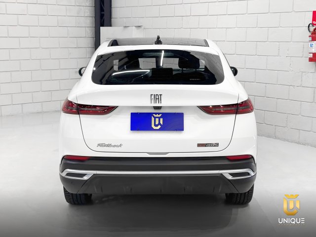 Fiat Fastback 1.3 TURBO 270 FLEX LIMITED EDITION AT6 2023/2024 branco à venda na Unique Automóveis em Indaiatuba — foto 5