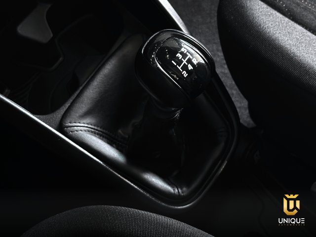 Fiat Cronos 1.3 FIREFLY FLEX DRIVE MANUAL 2022 prata à venda na Unique Automóveis em Indaiatuba — foto 14