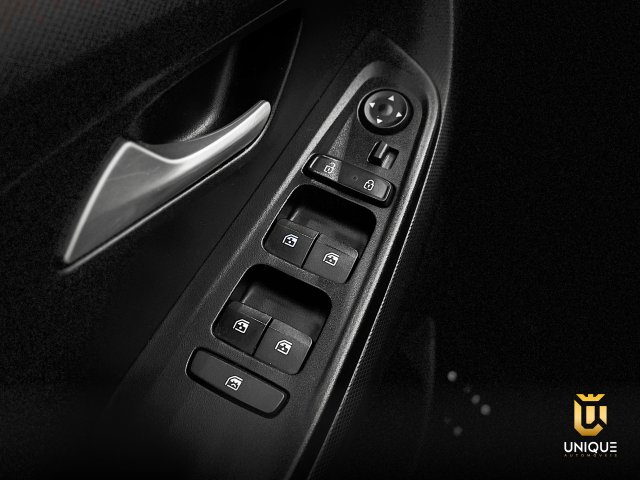 Hyundai Creta 1.0 TGDI FLEX COMFORT PLUS AUTOMÁTICO 2024 preto à venda na Unique Automóveis em Indaiatuba — foto 12