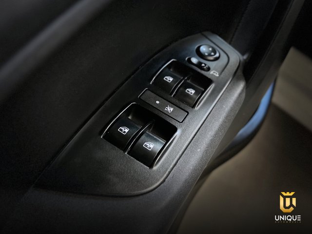 Fiat Cronos 1.3 FIREFLY FLEX DRIVE MANUAL 2021/2022 branco à venda na Unique Automóveis em Indaiatuba — foto 15