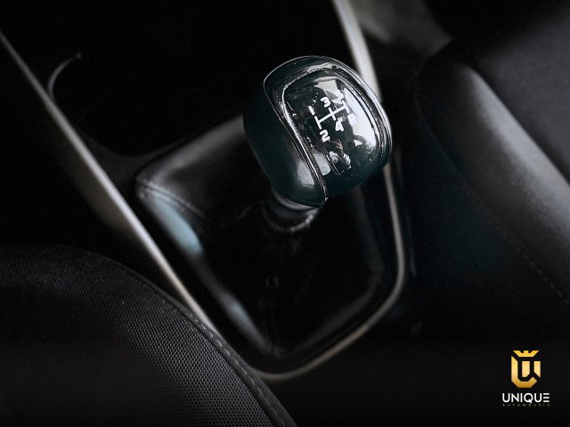Fiat Cronos 1.3 FIREFLY FLEX DRIVE MANUAL 2021/2022 branco à venda na Unique Automóveis em Indaiatuba — foto 18