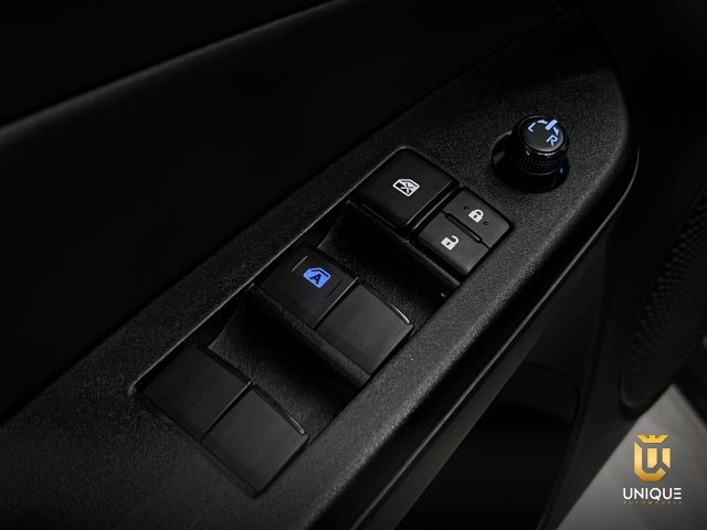 Toyota Yaris Sedan 1.5 16V FLEX SEDAN XL MULTIDRIVE 2022/2023 cinza à venda na Unique Automóveis em Indaiatuba — foto 11