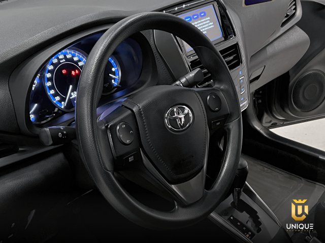 Toyota Yaris Sedan 1.5 16V FLEX SEDAN XL MULTIDRIVE 2022/2023 cinza à venda na Unique Automóveis em Indaiatuba — foto 15