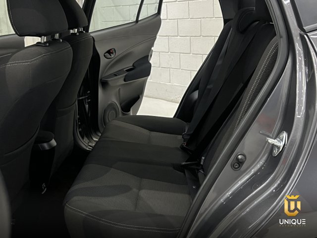 Toyota Yaris Sedan 1.5 16V FLEX SEDAN XL MULTIDRIVE 2022/2023 cinza à venda na Unique Automóveis em Indaiatuba — foto 18