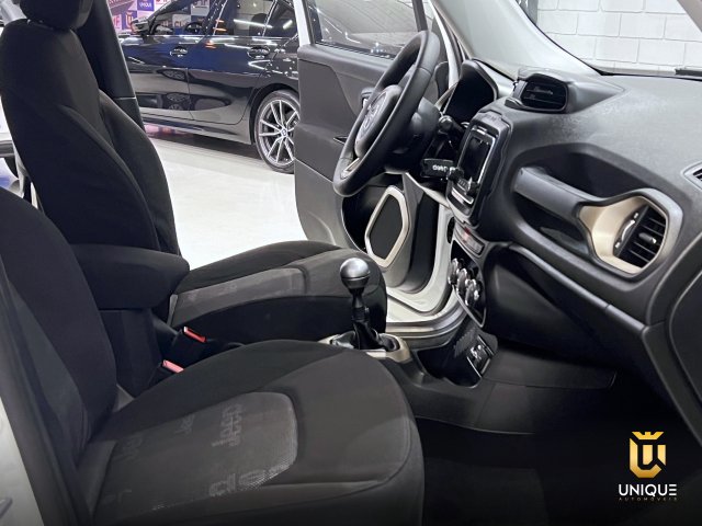 Jeep Renegade 1.8 16V FLEX SPORT 4P MANUAL 2016 branco à venda na Unique Automóveis em Indaiatuba — foto 14