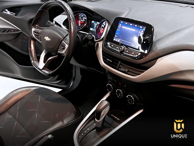 Chevrolet Onix 1.0 TURBO FLEX PLUS PREMIER AUTOMÁTICO 2019/2020 preto à venda na Unique Automóveis em Indaiatuba — foto 16