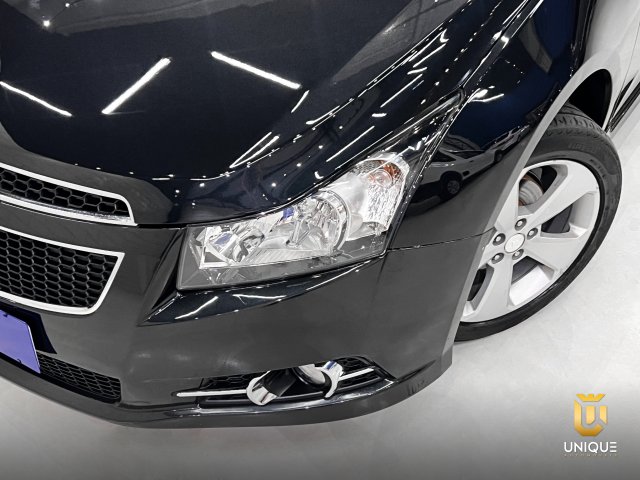 Chevrolet Cruze Hatch 1.8 LTZ SPORT6 16V FLEX 4P AUTOMÁTICO 2013 preto à venda na Unique Automóveis em Indaiatuba — foto 3