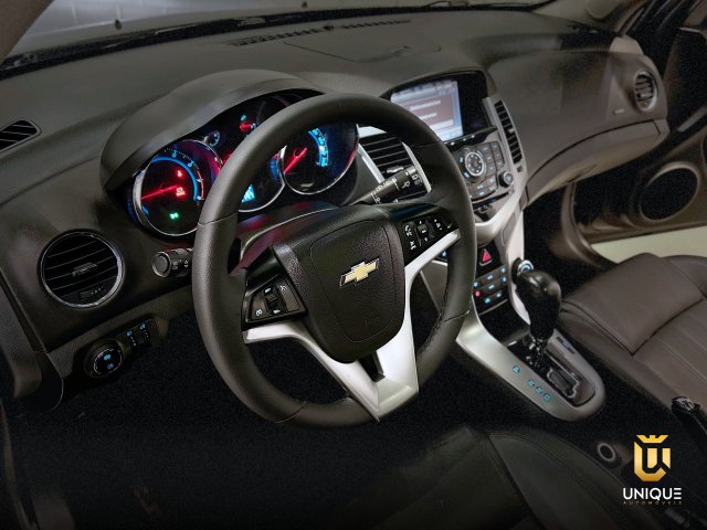 Chevrolet Cruze Hatch 1.8 LTZ SPORT6 16V FLEX 4P AUTOMÁTICO 2013 preto à venda na Unique Automóveis em Indaiatuba — foto 17
