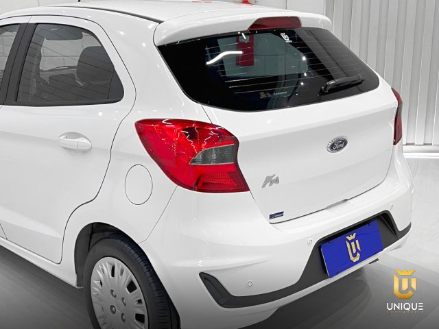 Ford Ka 1.5 TI-VCT FLEX SE PLUS MANUAL 2019/2020 branco à venda na Unique Automóveis em Indaiatuba — foto 6