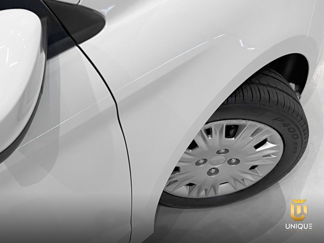 Ford Ka 1.5 TI-VCT FLEX SE PLUS MANUAL 2019/2020 branco à venda na Unique Automóveis em Indaiatuba — foto 8