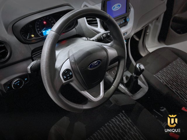 Ford Ka 1.5 TI-VCT FLEX SE PLUS MANUAL 2019/2020 branco à venda na Unique Automóveis em Indaiatuba — foto 16