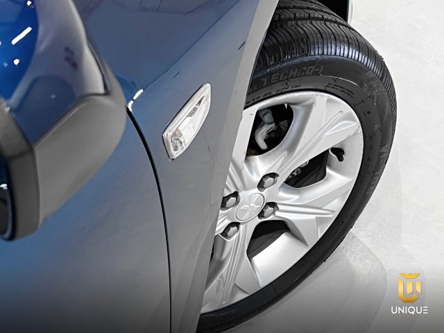 Chevrolet Onix 1.0 TURBO FLEX PLUS LTZ AUTOMÁTICO 2022/2023 azul à venda na Unique Automóveis em Indaiatuba — foto 8