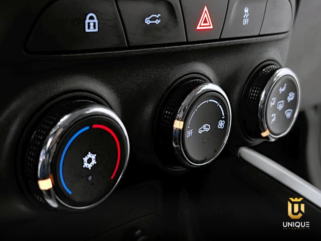 Chevrolet Onix 1.0 TURBO FLEX PLUS LTZ AUTOMÁTICO 2022/2023 azul à venda na Unique Automóveis em Indaiatuba — foto 11