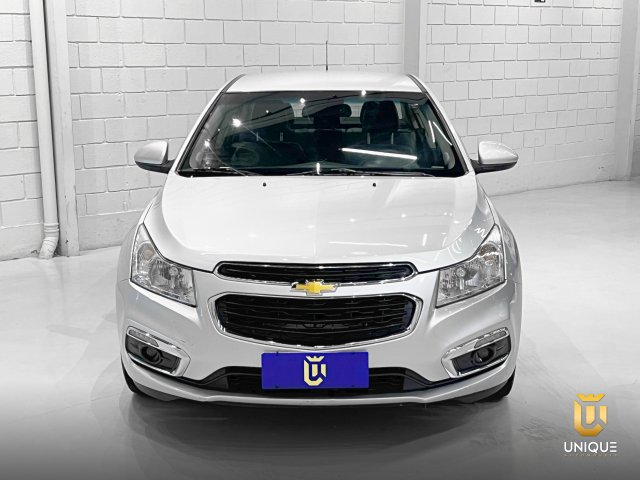Chevrolet Cruze Sedan 1.8 LT 16V FLEX 4P AUTOMÁTICO 2016 prata à venda na Unique Automóveis em Indaiatuba — foto 4