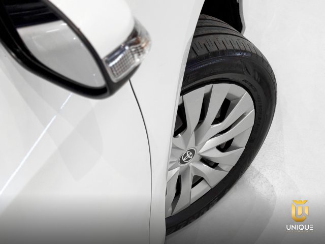 Toyota Yaris Sedan 1.5 16V FLEX SEDAN XL MULTIDRIVE 2022/2023 branco à venda na Unique Automóveis em Indaiatuba — foto 8