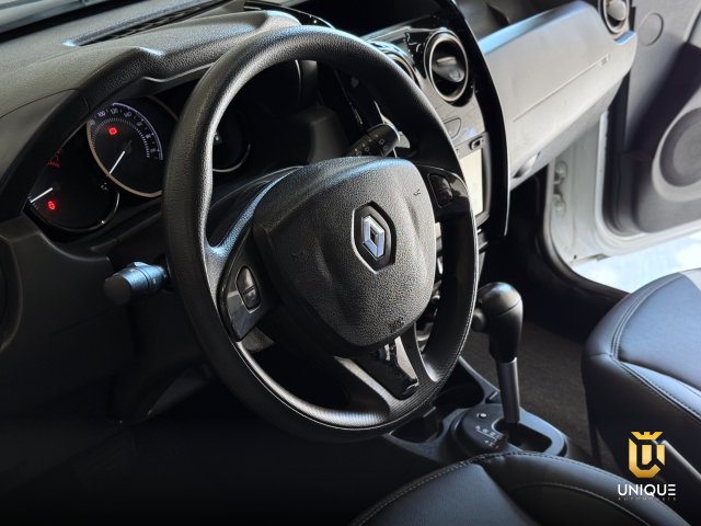 Renault Duster 2.0 DYNAMIQUE 4X2 16V FLEX 4P AUTOMÁTICO 2016 branco à venda na Unique Automóveis em Indaiatuba — foto 14