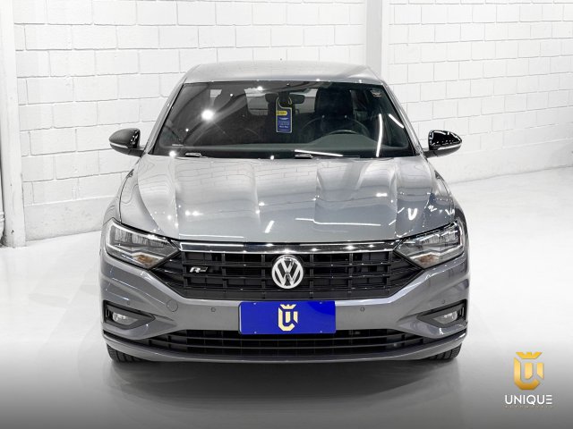 Volkswagen Jetta 1.4 250 TSI TOTAL FLEX R-LINE TIPTRONIC 2018/2019 cinza à venda na Unique Automóveis em Indaiatuba — foto 4