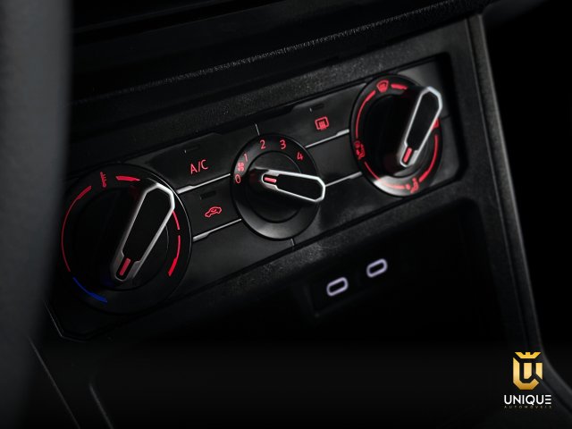 Volkswagen Polo 1.0 MPI TRACK MANUAL 2024 branco à venda na Unique Automóveis em Indaiatuba — foto 13